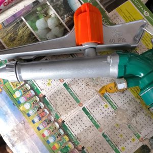 Asperseur métallique CRD – Cultures maraichères, potagers, fleurs, gazons