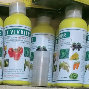 Engrais foliaire LE VIVRIER NPK 10 – 8 – 10 1 litre – Cultures légumières, florales et maraichères.