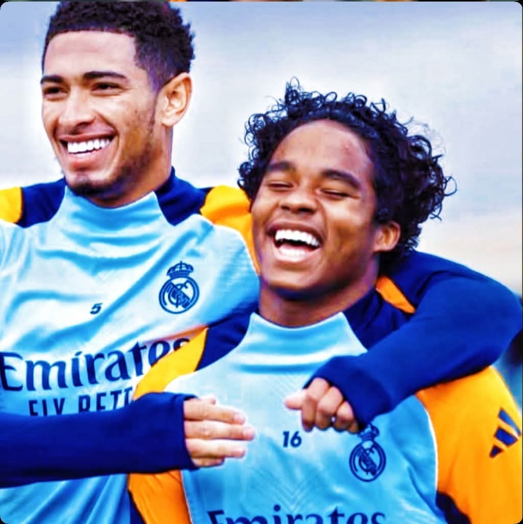 Tenue d’échauffement REAL MADRID Pro max 2024-25